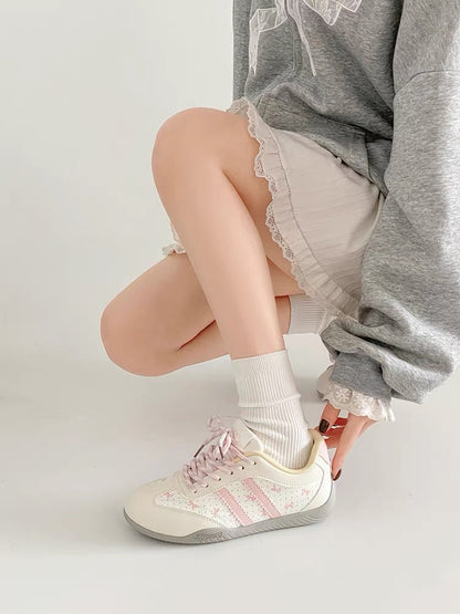 Ribbon Dot Lace-Up Sneakers