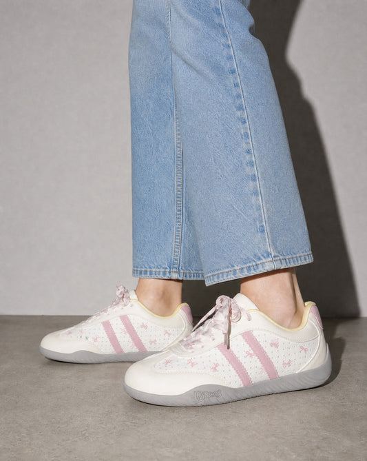 Ribbon Dot Lace-Up Sneakers