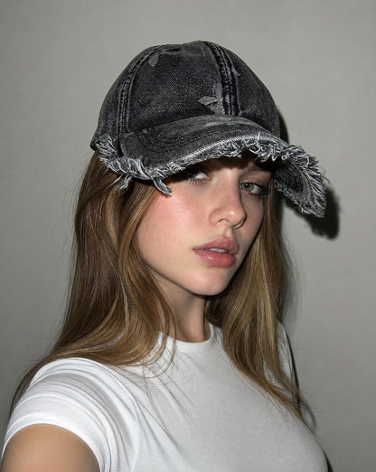 OuiPack Vintage Distressed Washed Cap