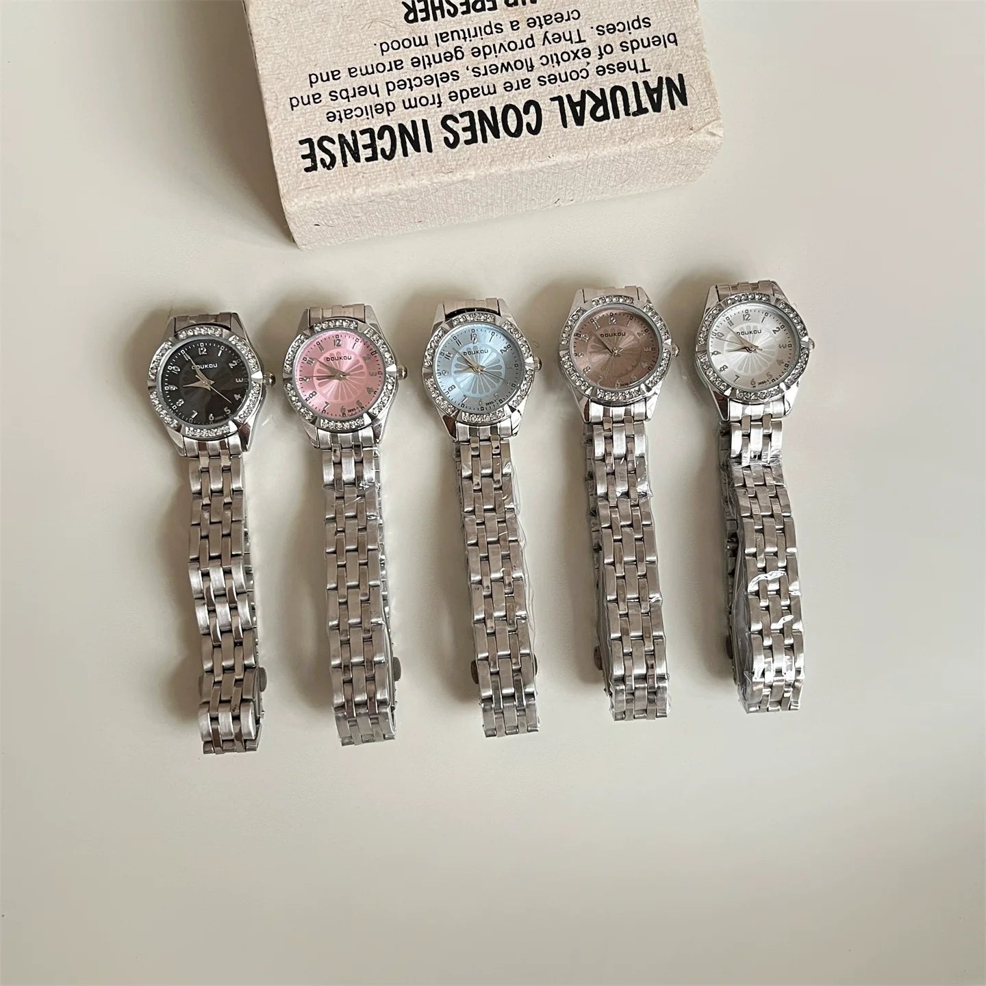 Glacier Blue Daisy Watch
