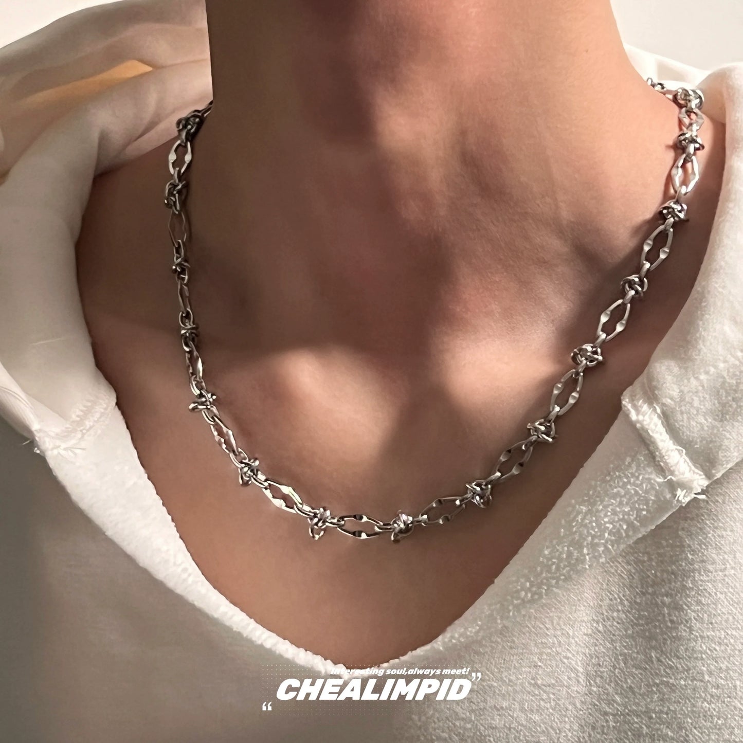 Bound Thorn Necklace