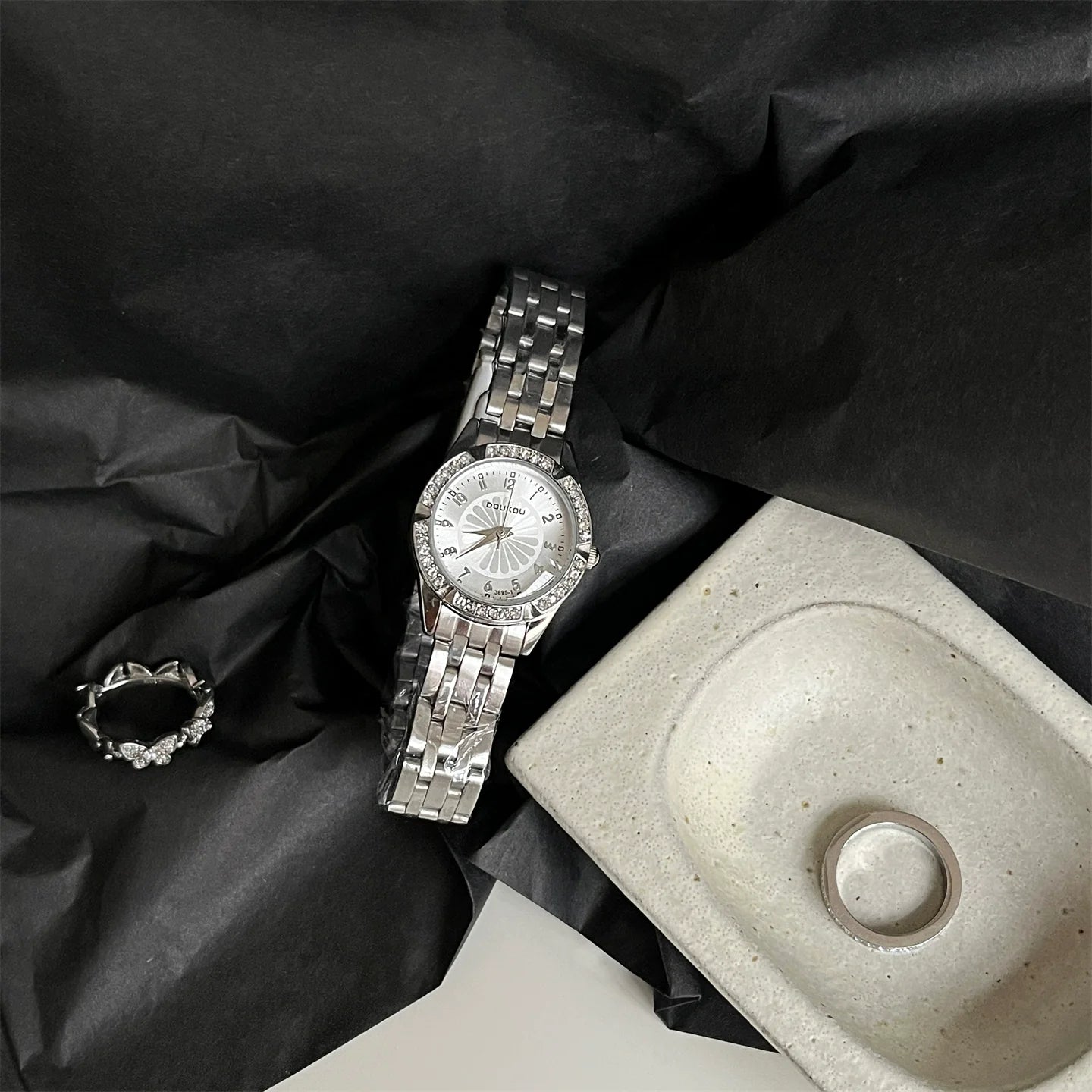 Glacier Blue Daisy Watch